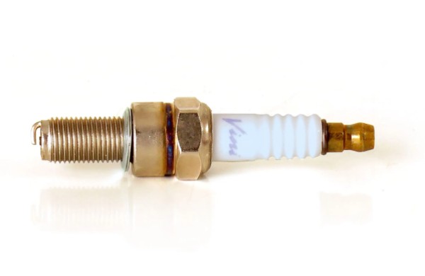 BUJIA CR9E R/FINA LARGA TITAN 150-VINI